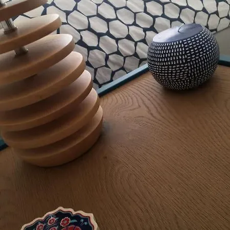 Champagne Supernova Penthouse 公寓 *