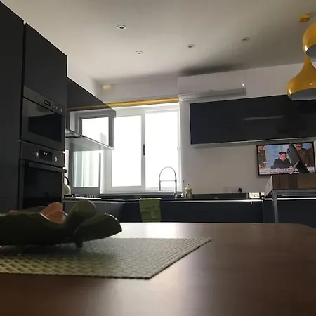 Champagne Supernova Penthouse Appartement *