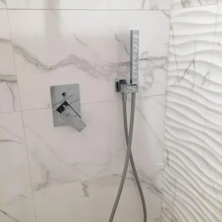 Champagne Supernova Penthouse Appartement Santa Vennera