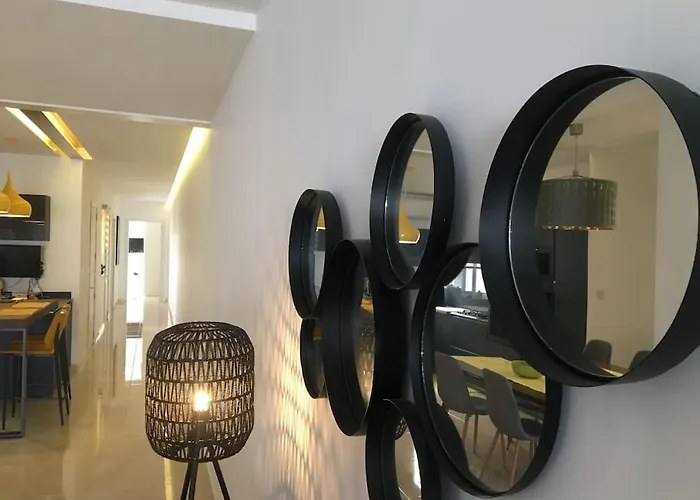 아파트 Champagne Supernova Penthouse Santa Vennera