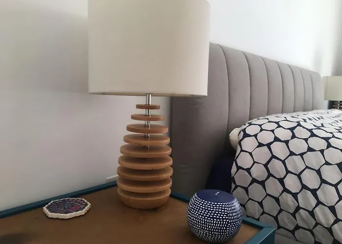 Champagne Supernova Penthouse 아파트