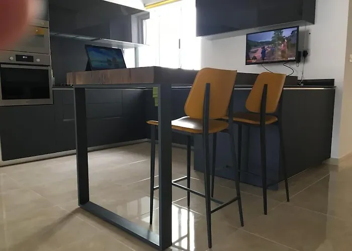 Champagne Supernova Penthouse *