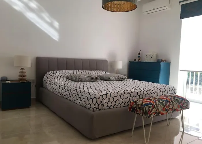 Champagne Supernova Penthouse