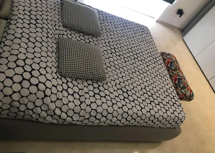 Champagne Supernova Penthouse 아파트 *